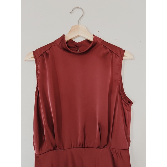 Lulu’s wine color satin dress - Picture 2 of 4